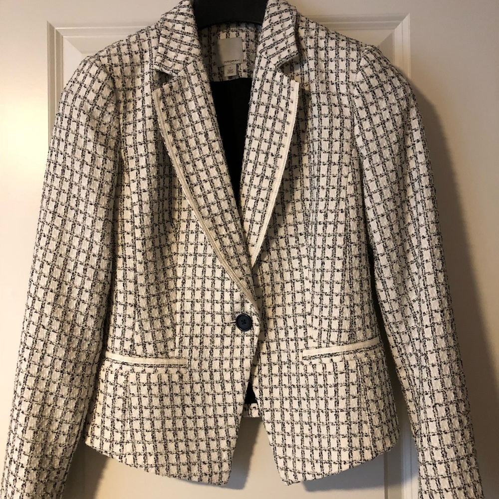 Black and white bundle